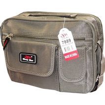 Medium-sized shoulder bag