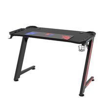 שולחן משחק ארגונומי עם תאורת LED RGB. שולחן מחשב גיימינג בצורת Z. שולחן למשחקי מחשב.