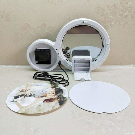 מסגרת תמונה עם שעון ומראה ונורות לד 3 ב- Magic Mirror  & Clock 1