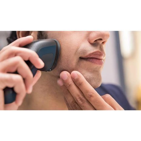 מכונת גילוח ,נטנת  ,עמיד במים  Pilips AquaTouch S1121/41 Shaver 1000