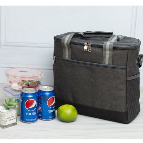 תיק - צידנית - תיק . קירור - תיק תרמי 18 ליטר 33X28X20סמ