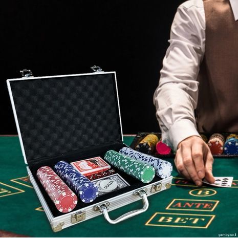 Texas Hold'em Deluxe  סט מפואר למשחקי פוקר 200 אסימונים