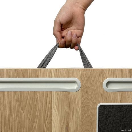 מעמד (בטנה) לברכיים, מיטה, מכונית וכו'. לעבודה נוחה עם מחשב נייד או טאבלט. שולחן נייד למחשב נייד. מעמד למחשב נייד. עם משטח עכבר, משענת ומשענת לשורש כף היד.