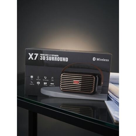 Беспроводная колонка  с 3D звуком и прекрасным басом . BT5.2 , USB, TF, FM, AUX, microphon, call reminder X7