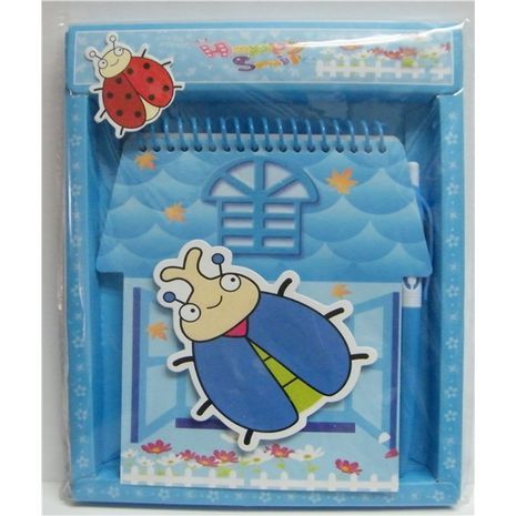 יומן, מחברת בצורות שונות עם עט