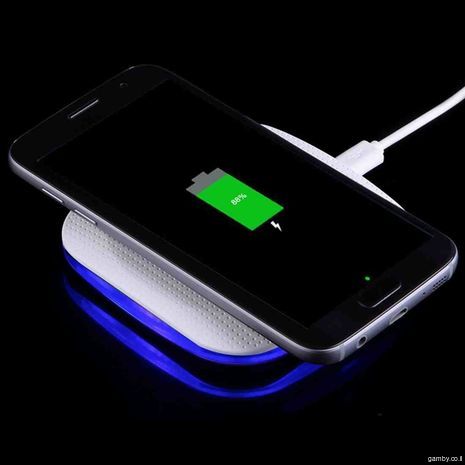 IQ מטען אלחוטי