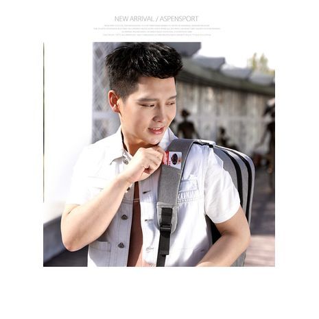 Стильный рюкзак с множеством отделений отделений