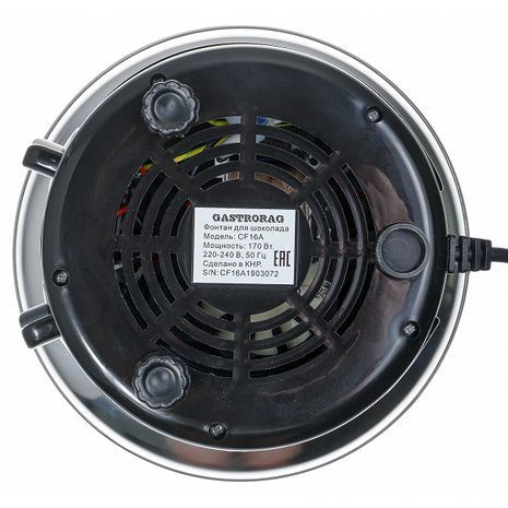 מפל שוקולד גדול  . מזרקת שוקולד גדולה  . תַרבִּיך גְבִינָה . מזרקת פונדו